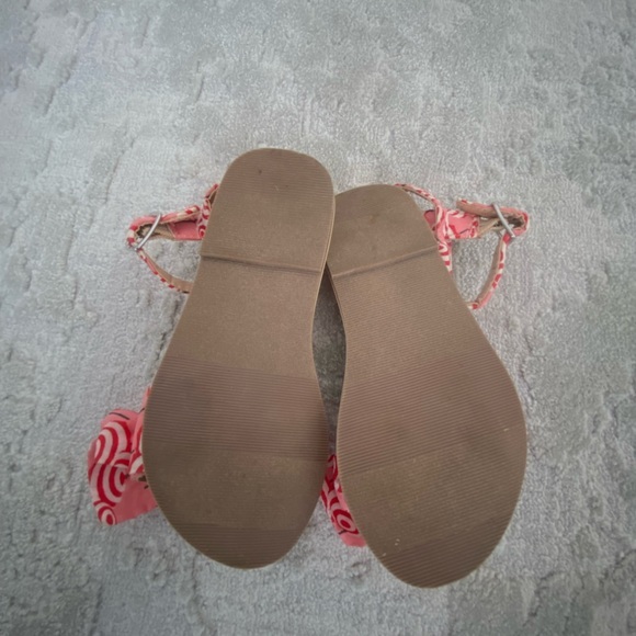 Girls Crewcuts sandals Red beach umbrella, swirl, size K9 - Picture 2 of 3